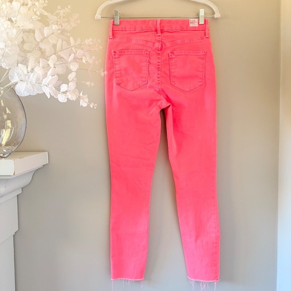 Frank & Eileen SLIGO Italian Performance Denim in Neon Strawberry (Size 26) - Picture 4 of 7